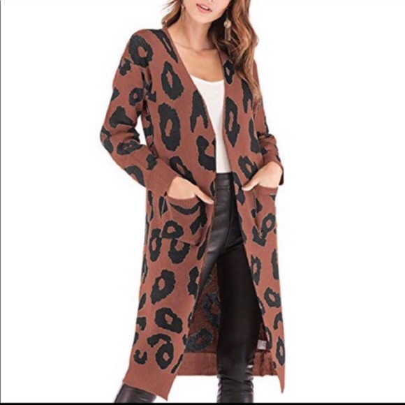 Angashion Sweaters - Angashion Leopard Print Knitting Cardigan size:M